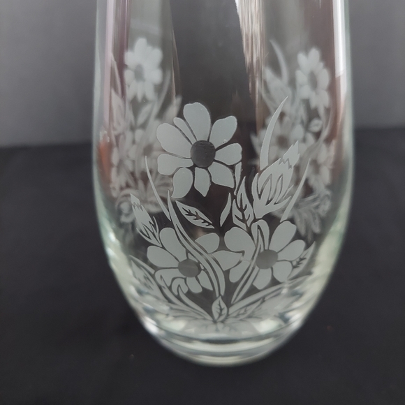 Pasabahche Glass Vase from Turkey - Picture 3 of 7